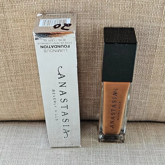 Anastasia Beverly Hills Foundation Luminous 520W 30ml/1 fl oz New in box - Picture 7 of 13